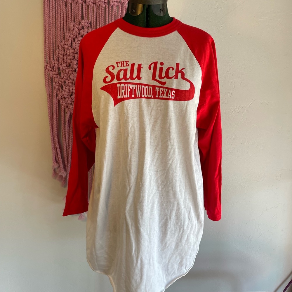 Salt lick 3/4 length crew neck shirt